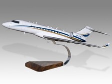 Bombardier Global 5000 VP-CWN