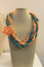 Sciarpa collana , collana uncinetto, collana donna, collana fatta a mano