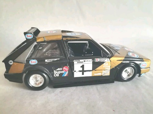 Burago lancia delta - delta, in