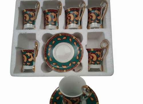 Set tazzine con piattino - 6,