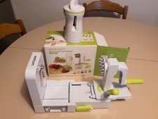 Taglia-verdure Manuale - 5 in 1 con lame in Inox + Spirilizzatore manuale