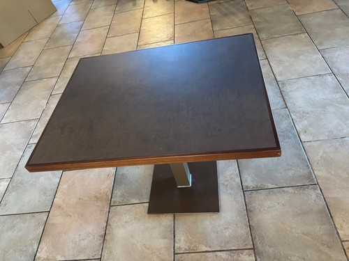 Tavoli legno con - legno, base