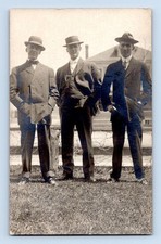 RPPC 1910. TRIO DI UOMINI