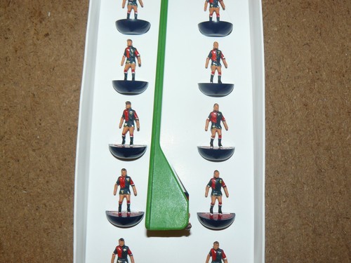 Squadra genoa subbuteo - genoa,