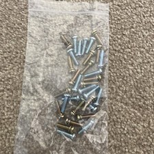 Bulloni corpo centrale in