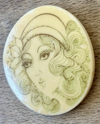 Rare vintage broche - rare, stein