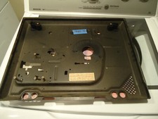 Technics SL-1800 Giradischi Stereo Separatore Coperchio inferiore + 2 Stivali/Molle