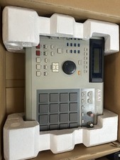 Akai MPC2000XL Sampling Drum