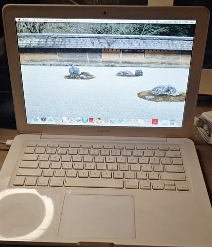 Apple macbook unibody - apple,