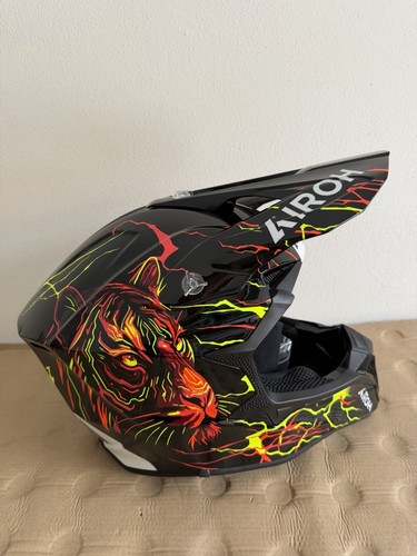 Casco airoh wraap tiger gloss - tiger,