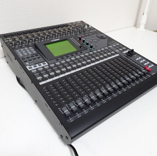 Yamaha 01v96i console - yamaha,
