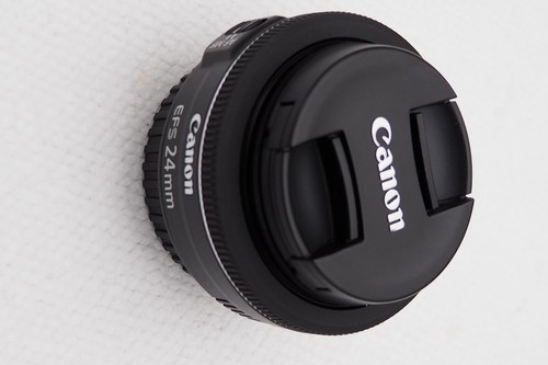 Canon lens 24mm 2 - ef-s,
