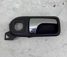 FRONT DOOR OPENER HANDLE RIGHT