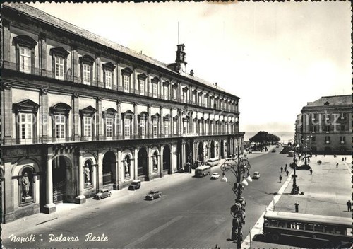 Napoli palazzo reale - napoli,