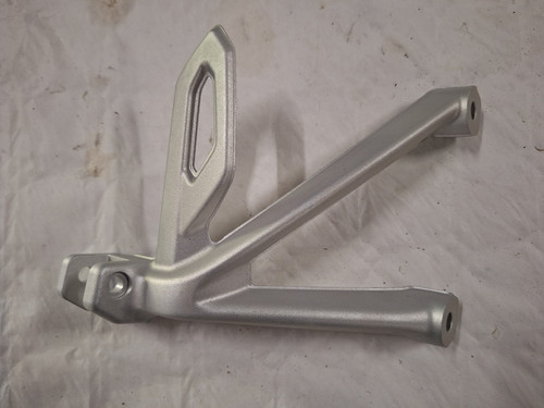 Platine arriere droite bmw - droite, r
