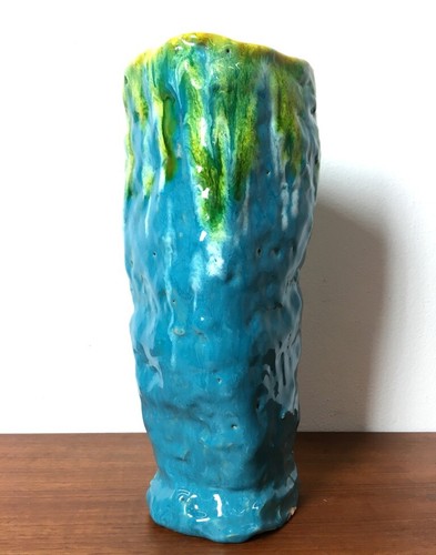 Vaso porta fiori modernista - porta,