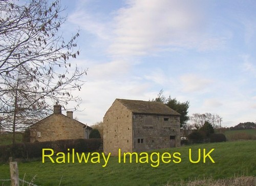 Photo field barn off - photo,