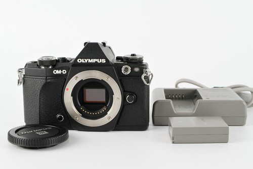 C 32477 olympus - olympus, om-d