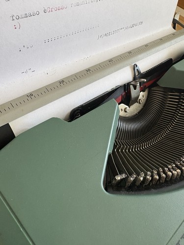 Macchina scrivere olivetti - da,