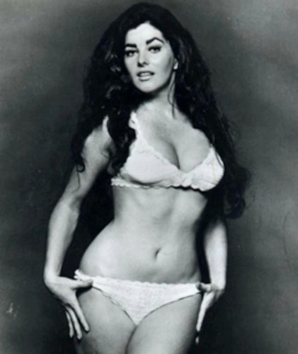 Famosa attrice edy - attrice,