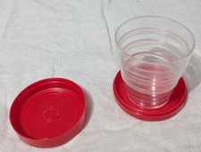 BICCHIERE in plastica pieghevole  CAMPEGGIO VIAGGIO VINTAGE!!! D. est 6,5 cm