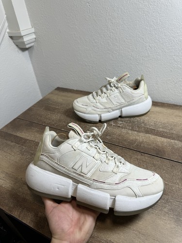 Taglia scarpe sneakers - 12,