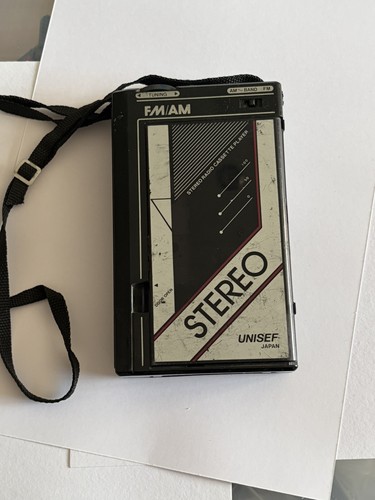 Radio lettore cassette - e,