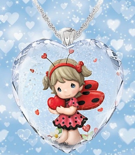 Collana con ciondolo forma - a,