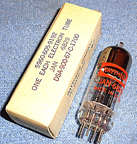 Nos raytheon jan 6829 - raytheon,