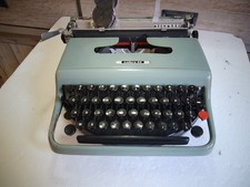 MACCHINA DA SCRIVERE OLIVETTI