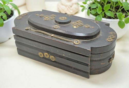 Antico legno portagioie - di,