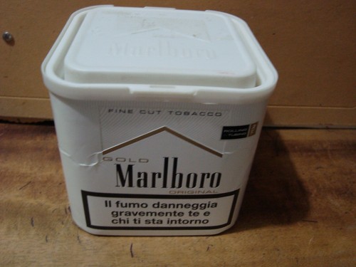 Pacchetto porta tabacco - pacchetto,