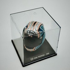 MODELLINO CASCO MOTO MOTOGP DANI PEDROSA 2005