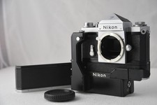 CORPO NIKON F EYE LEVEL "NIPPON KOGAKU TOKYO" + MOTORE NIKON F-36 E BATTERY PACK