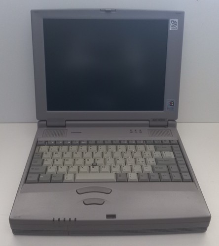 Toshiba satellite - -,