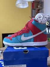 Nike SB Dunk High Bloody Gums