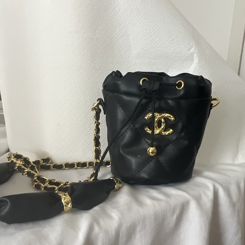 Chanel mini borsa secchiello - chanel,