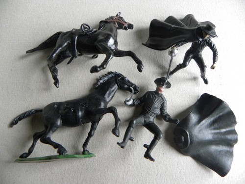 Plastic model zorro with cape - plastic,