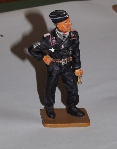 Belle figurine del - del, major