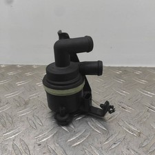 Pompa acqua supplementare Audi