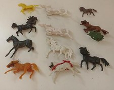 GG- LOTTO 11 CAVALLI FIGURE in plastica rigida soldatini - GTTS54