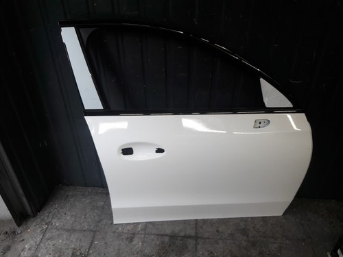 A2547204200 porta anteriore