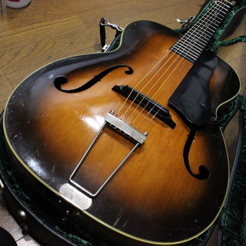 Martin 1932 1942 sunburst - c-1,