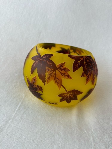 Galle glass reproduction - galle, bowl