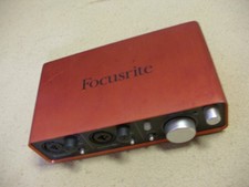 Focusrite scarlett 2 - scarlett,