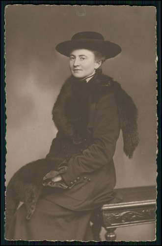 Cartoline donne 1920 40 - cartoline,