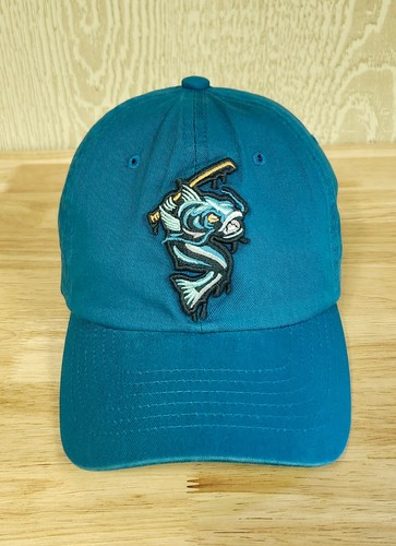 Cappello regolabile
