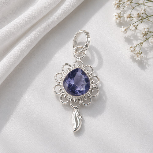 Ciondolo design iolite - design,