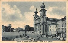 AL20-17A) GORIZIA PIAZZA VITTORIA CHIESA IGNAZIO CAFFE' ADRIATICO BANCA VG