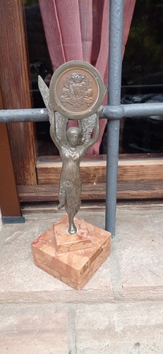 Statua statuetta mutue - statuetta,